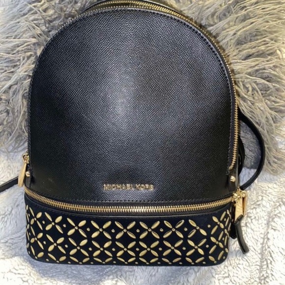 Michael kors mini bag